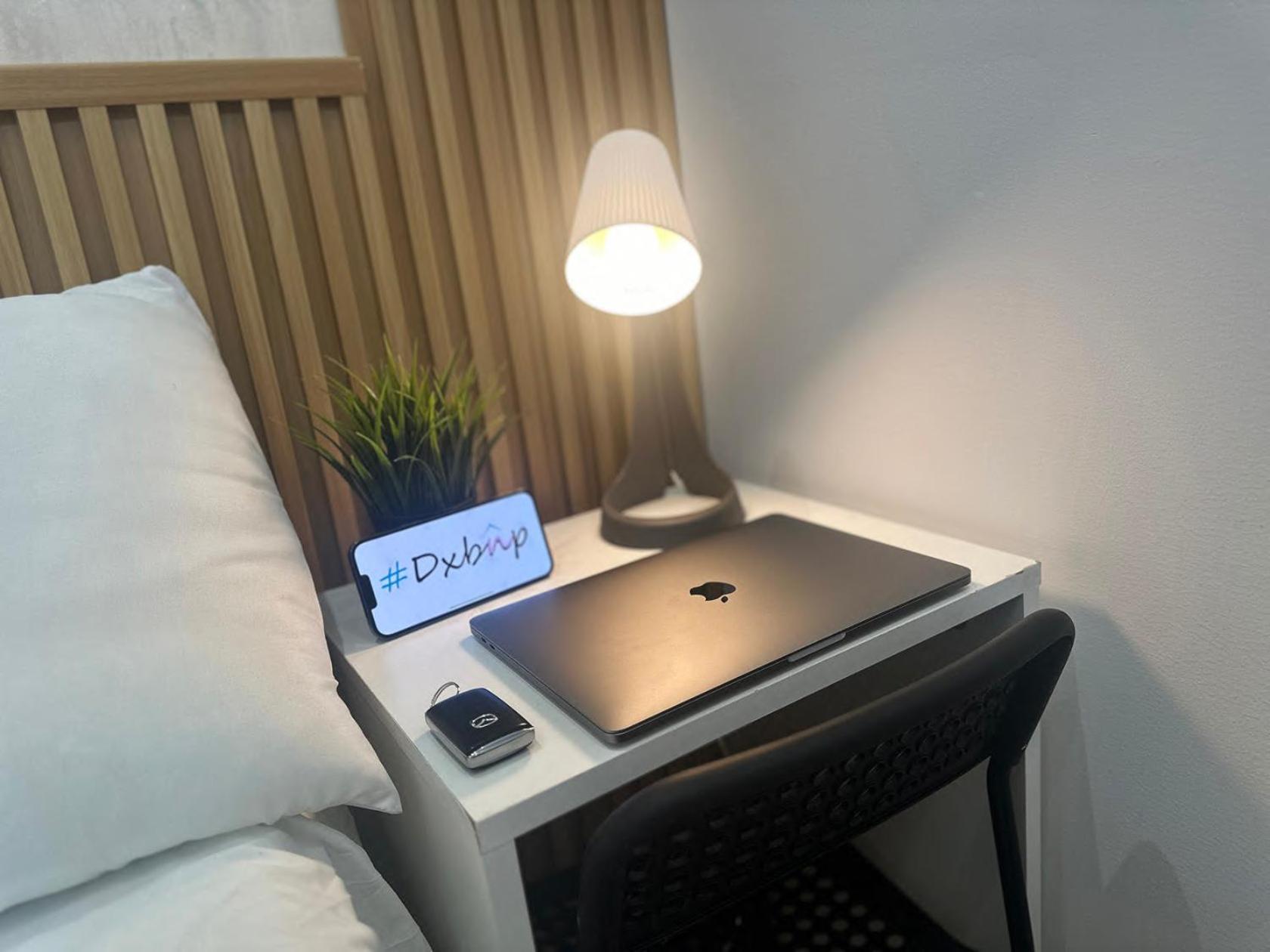 Проживання в сім'ї Cove Partition In Tecom Near Internet Metro