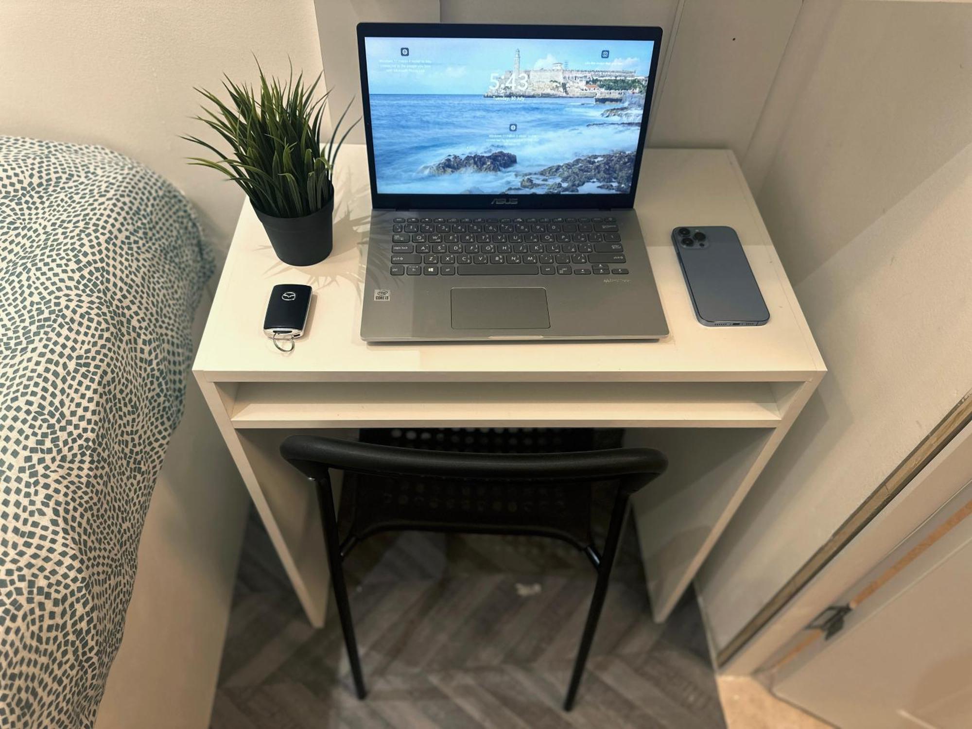 Проживання в сім'ї Cove Partition In Tecom Near Internet Metro *